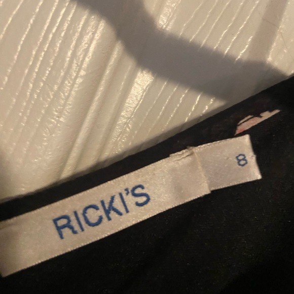 Ricki’s Off the Shoulder Midi Floral Dress - Picture 3 of 3